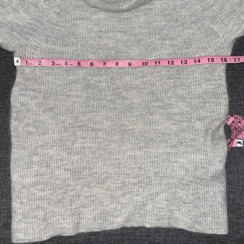 Baby Alpaca-Wool Turtleneck - Picture 5 of 7